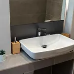 Apartment Beautiful In Near The Sea *